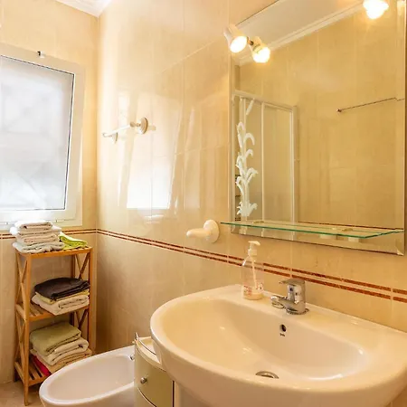 Amazing In With Wifi *