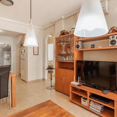 Nice Home In Torrevieja With Swimming Pool *