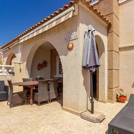 Ferienhaus 4 Bedroom Beautiful Home In Torrevieja *