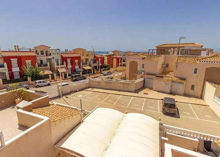 Tatil Evi Amazing In With Wifi Torrevieja