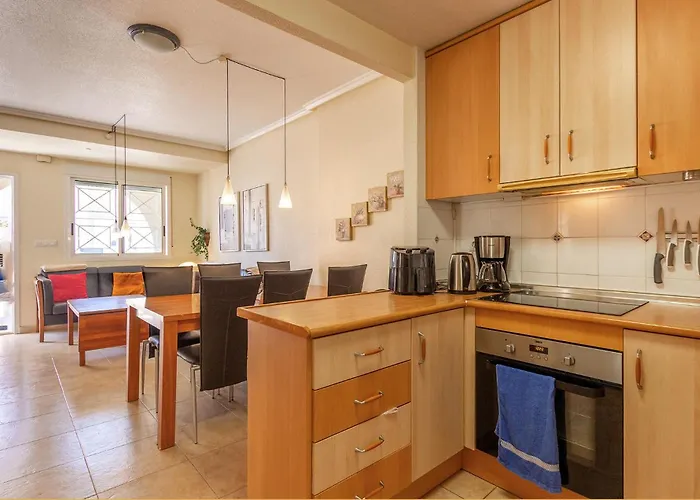 Amazing In With Wifi Tatil Evi Torrevieja